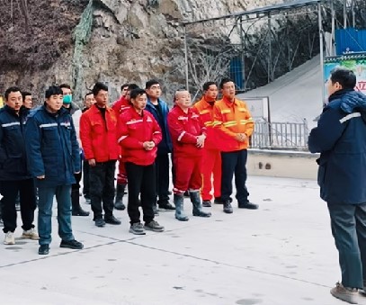 實戰演練，防患未“燃”｜雙河金礦開展冬季火災應急預案演練